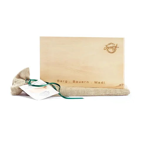 Jausenbrett Zirbe mit Laserung "Bergbauernmadl" groß